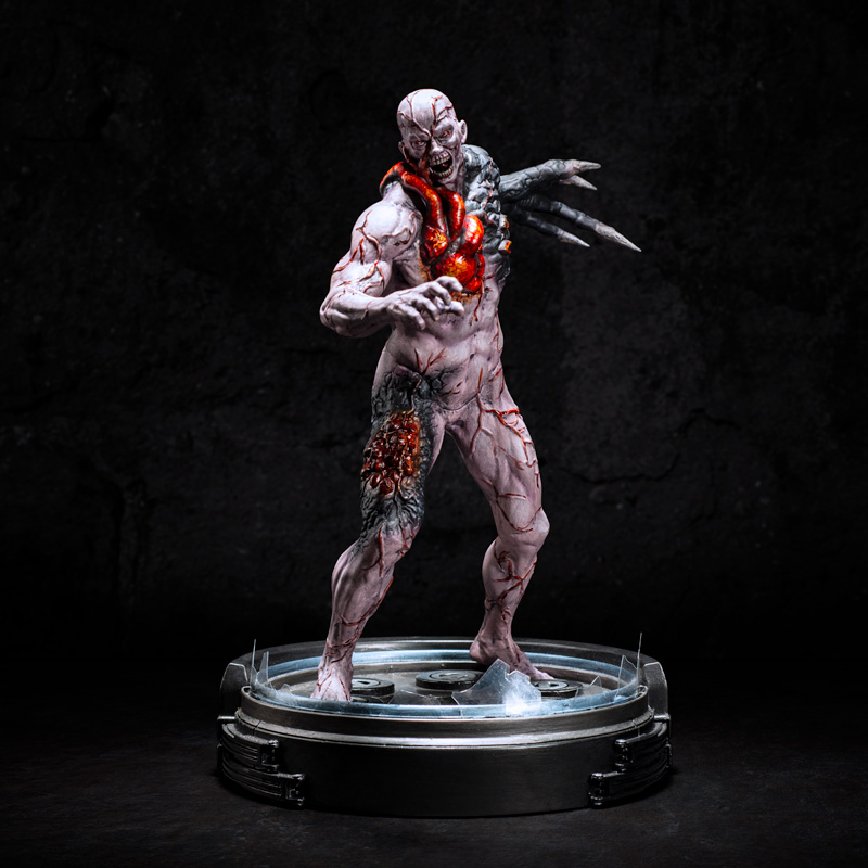 Resident Evil: the Tyrant-002 statue