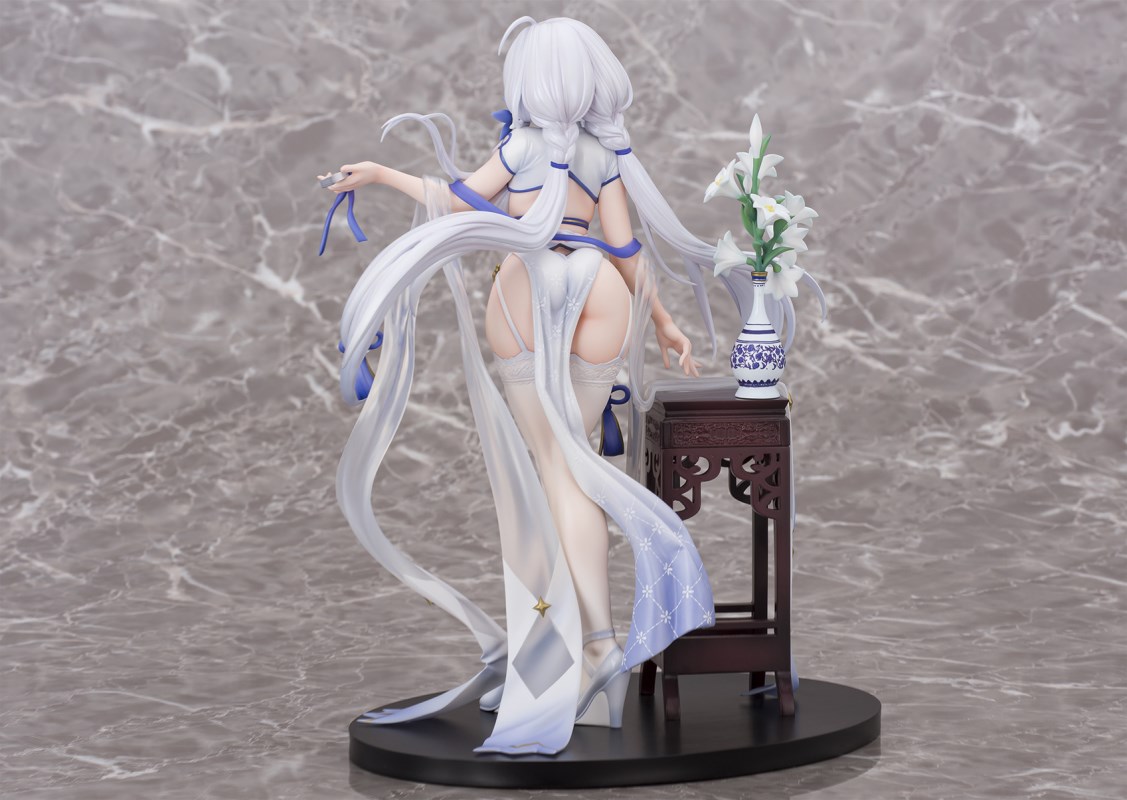 Azur Lane - Illustrious -Maiden Lily's Radiance Ver.- 1/7