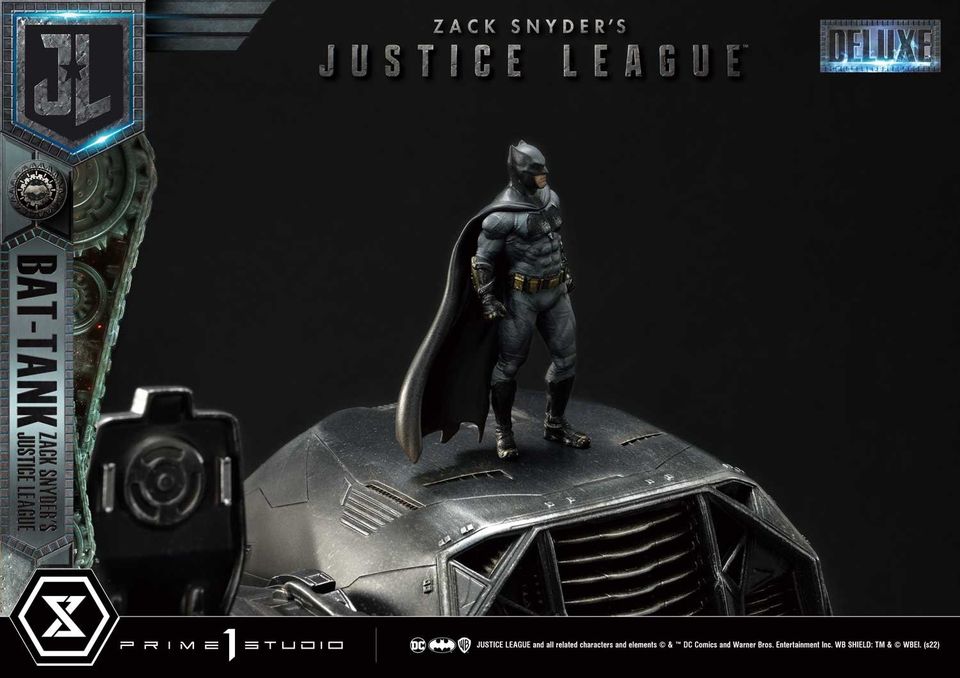 Justice League (Film) Bat-Tank Zack Snyder's Justice League Deluxe Version