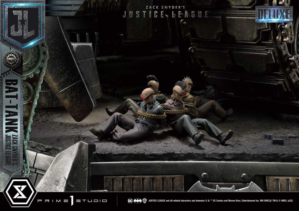 Justice League (Film) Bat-Tank Zack Snyder's Justice League Deluxe Version
