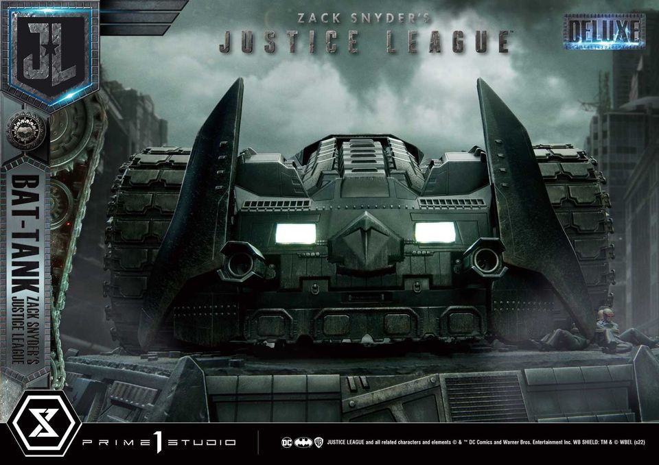 Justice League (Film) Bat-Tank Zack Snyder's Justice League Deluxe Version