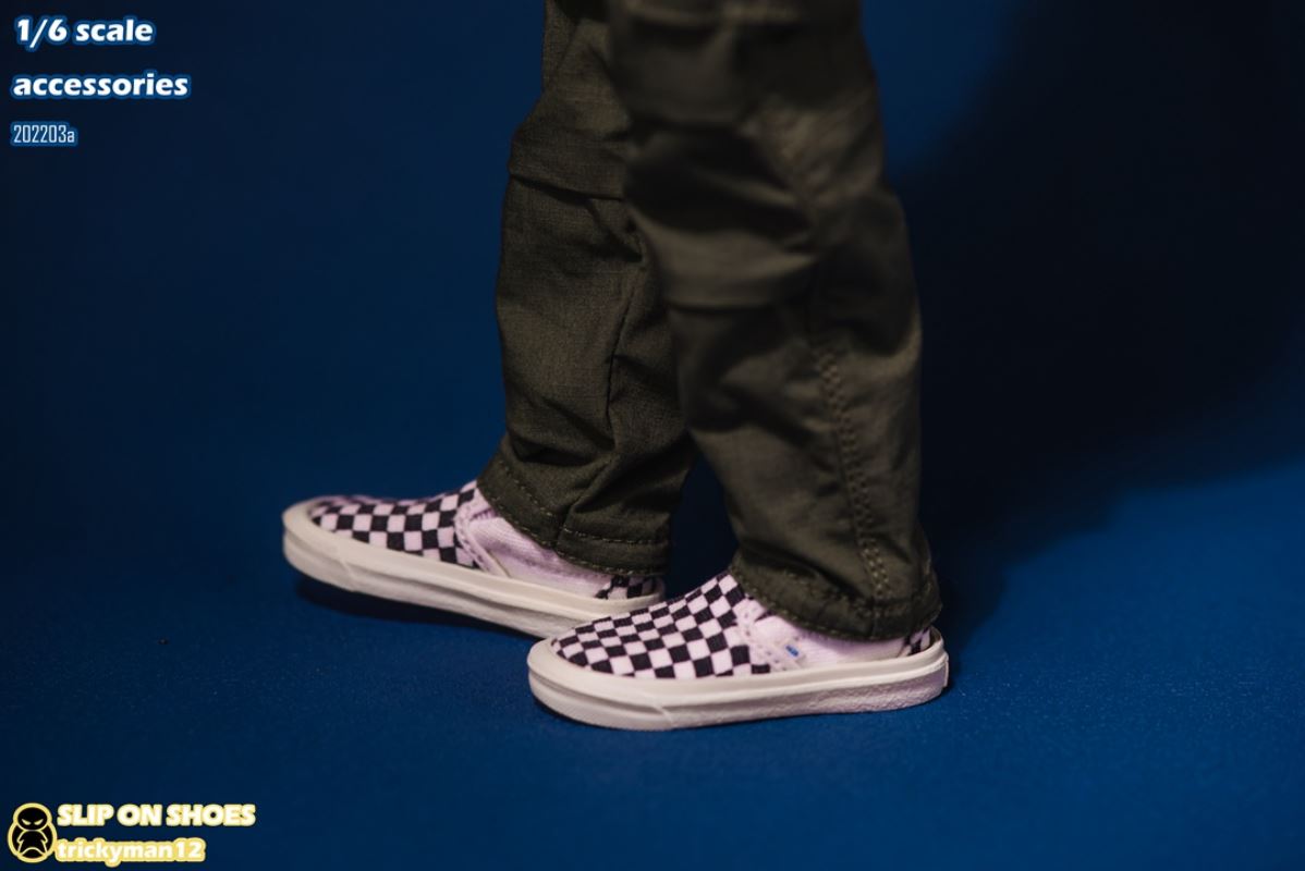 Shoes 1/6