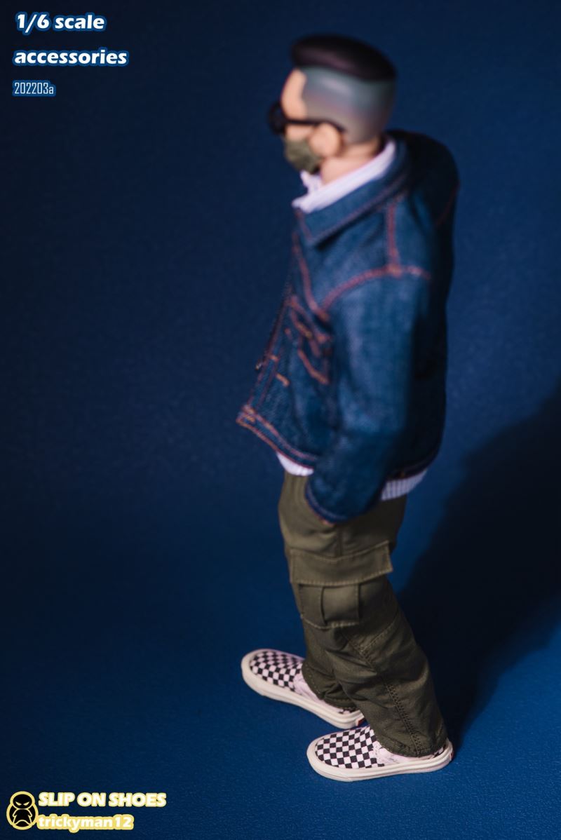 Shoes 1/6