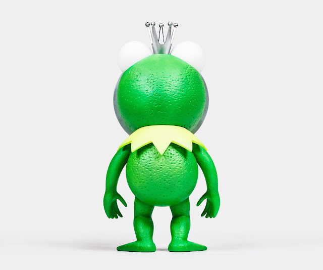 K. FROG Fool's Green Water Frog