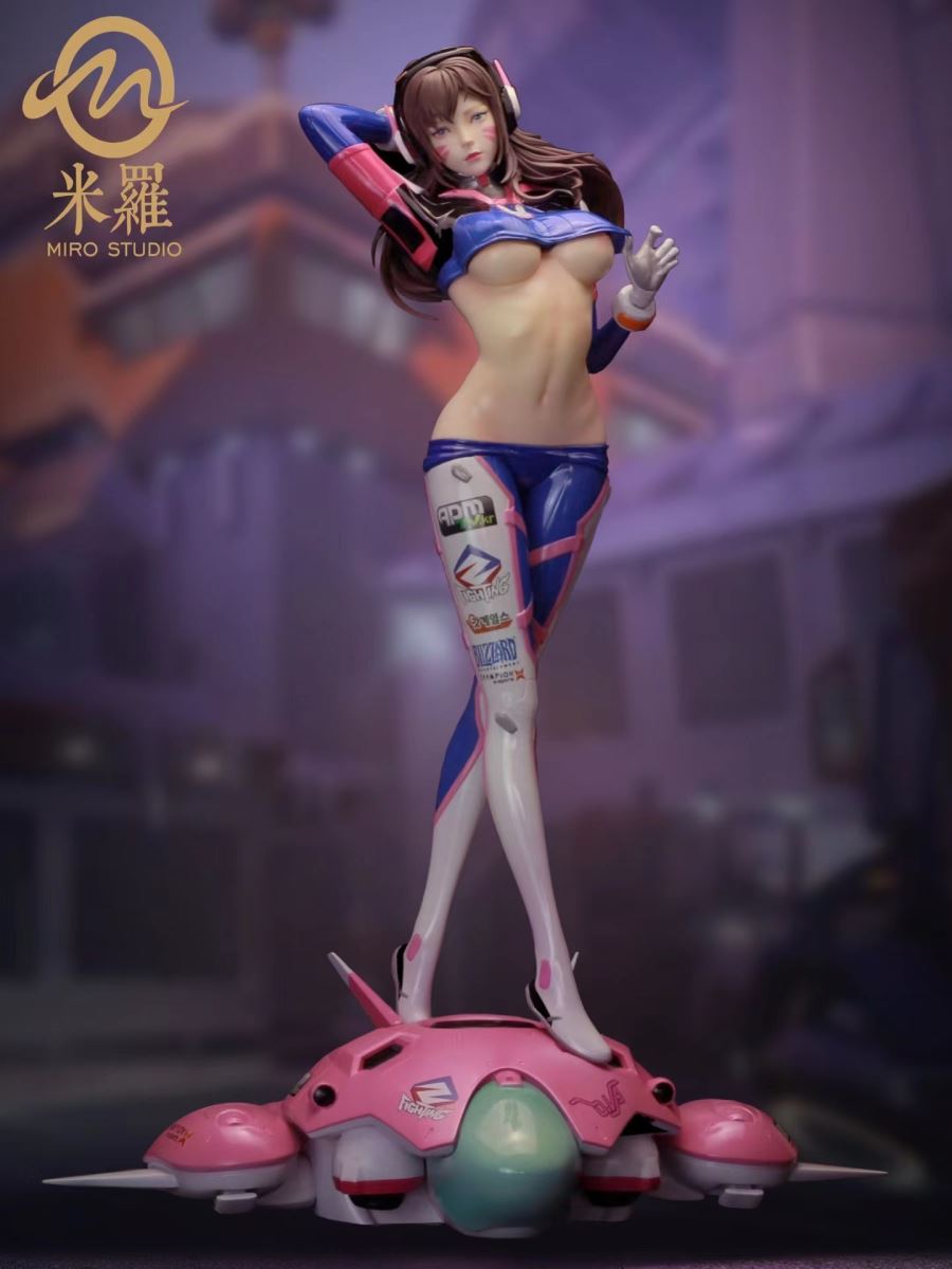 DVA Gamer Girl