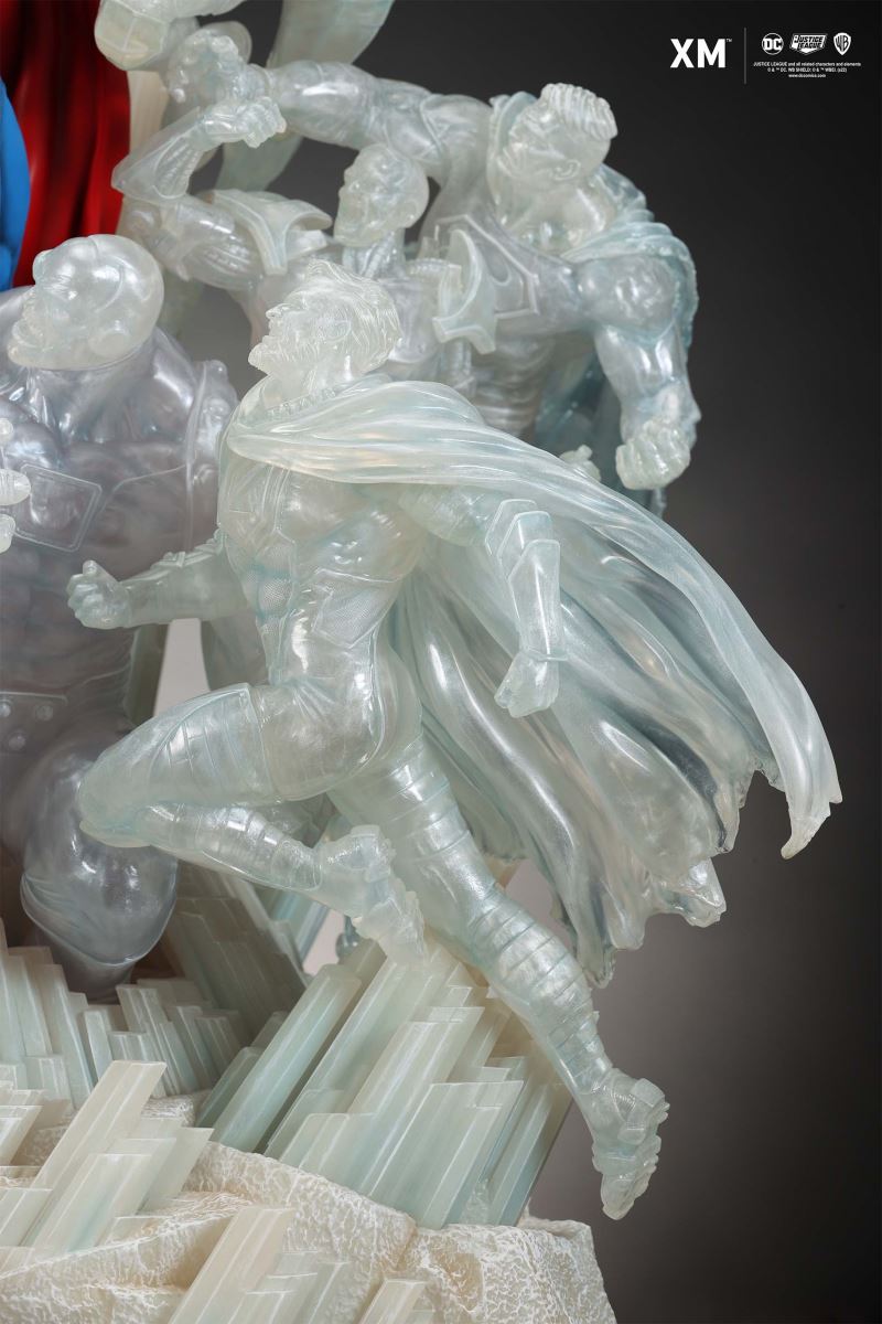 Superman – Justice by David Finch (Ice Crystal) 6th Scale