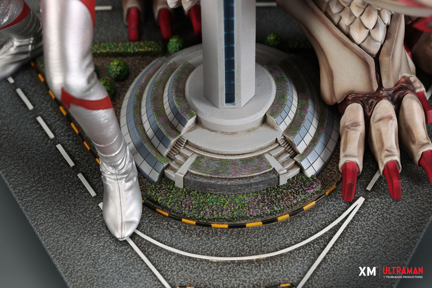 SJ55 Series: Ultraman and Merliger (Changi Airport)