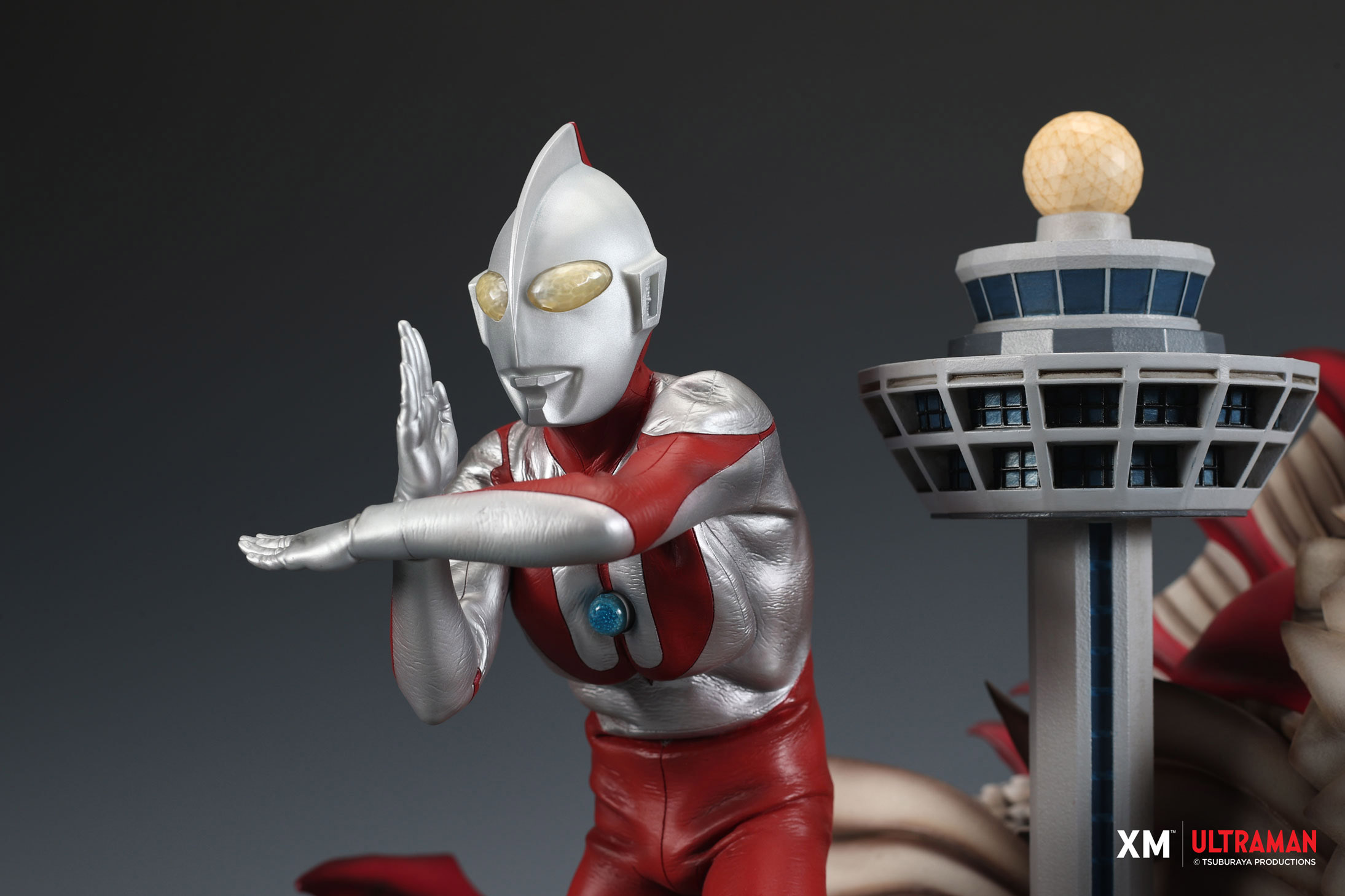 SJ55 Series: Ultraman and Merliger (Changi Airport)