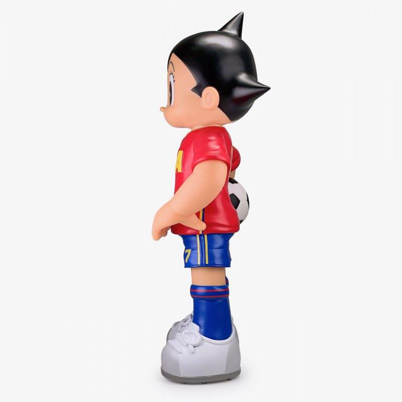 World Cup Peter Pan Astro Boy Vinyl Figure