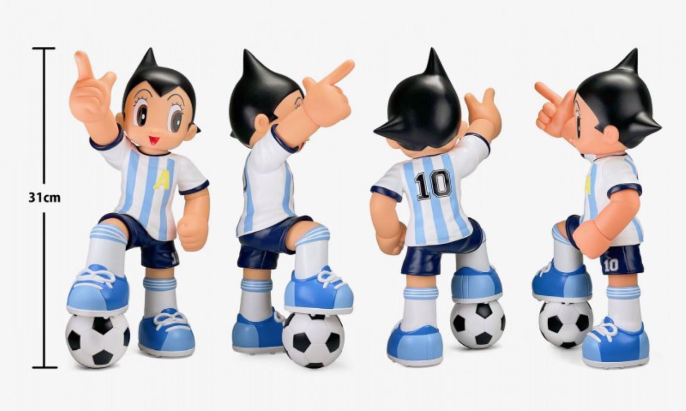 World Cup Peter Pan Astro Boy Vinyl Figure