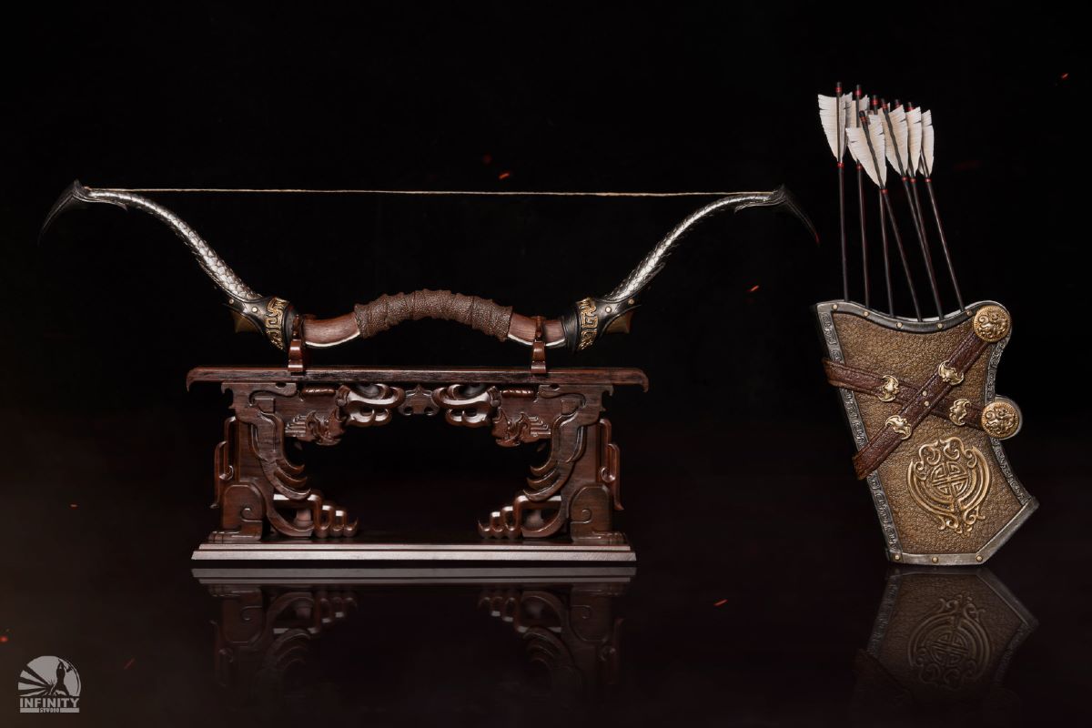 Full body portrait of Flying General Fengxian Lu Bu 1/4