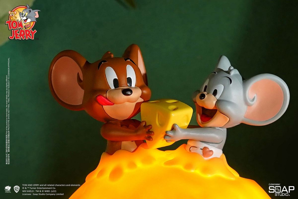 Tom and Jerry Cheese Moon USB Night Light