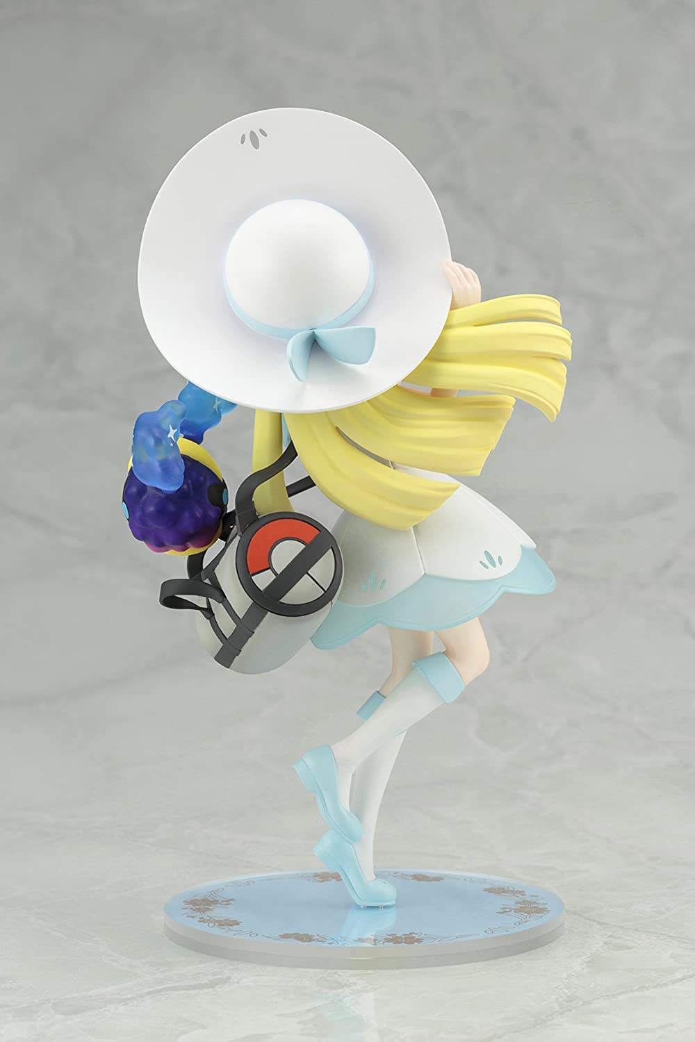 Lillie & Cosmog