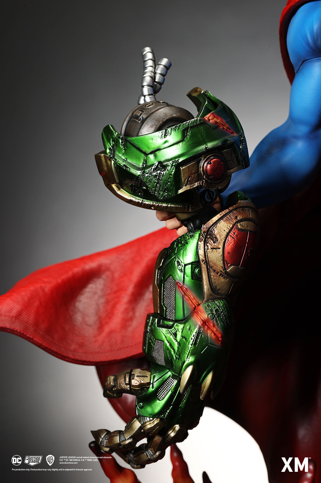 Superman - Classic - Ver B 4th Scale