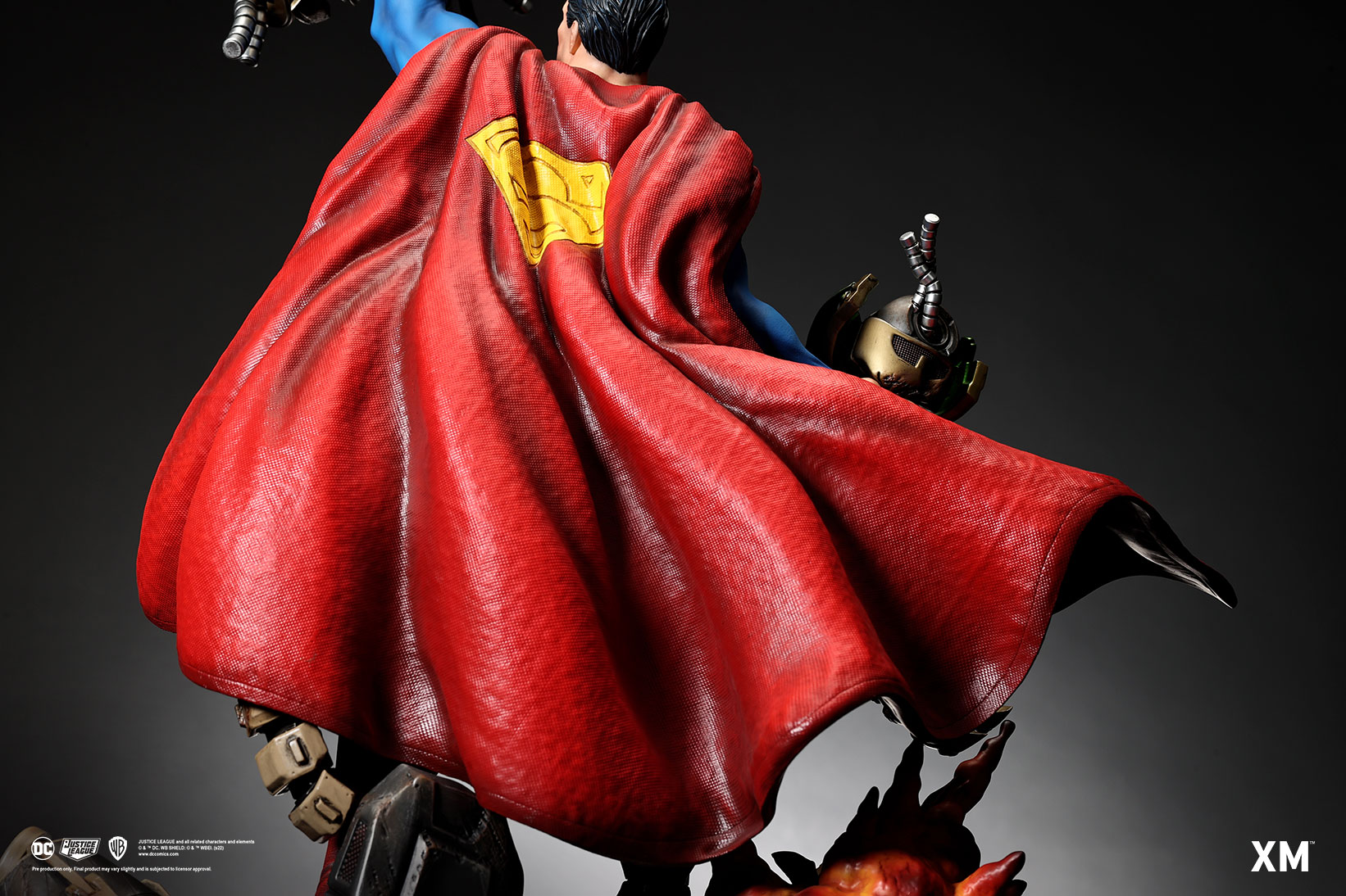 Superman - Classic - Ver B 4th Scale