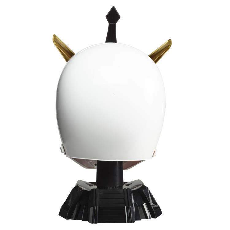 Power Rangers: the replica of Lord Drakkon's helmet