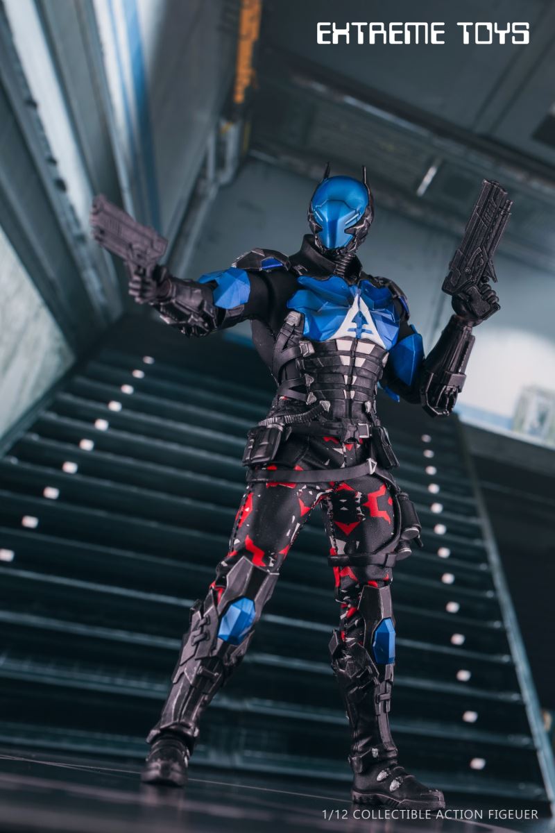 Cyber ​​Knight Azure Whisper / Crimson Chill