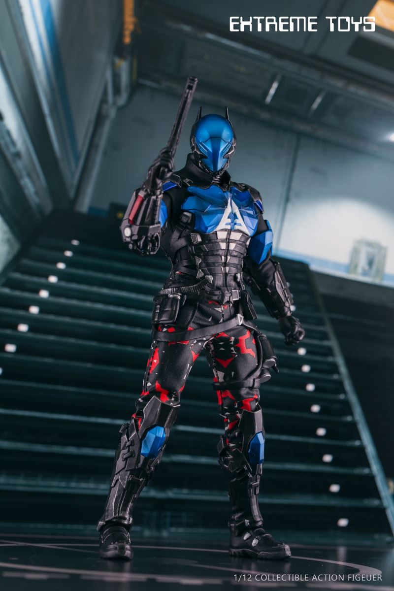 Cyber ​​Knight Azure Whisper / Crimson Chill