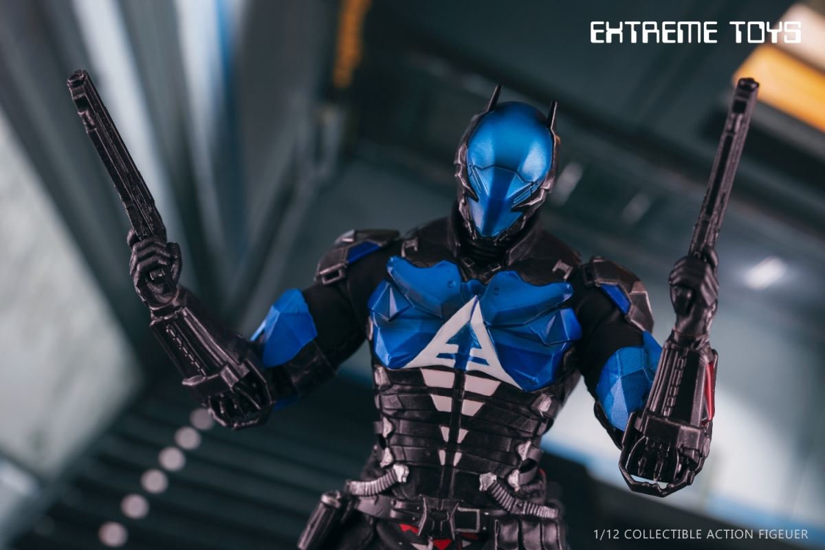 Cyber ​​Knight Azure Whisper / Crimson Chill