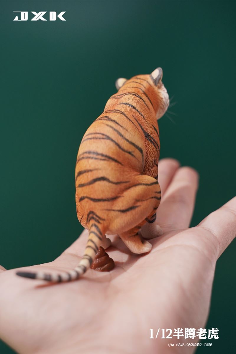 Half Squat Tiger 1/12