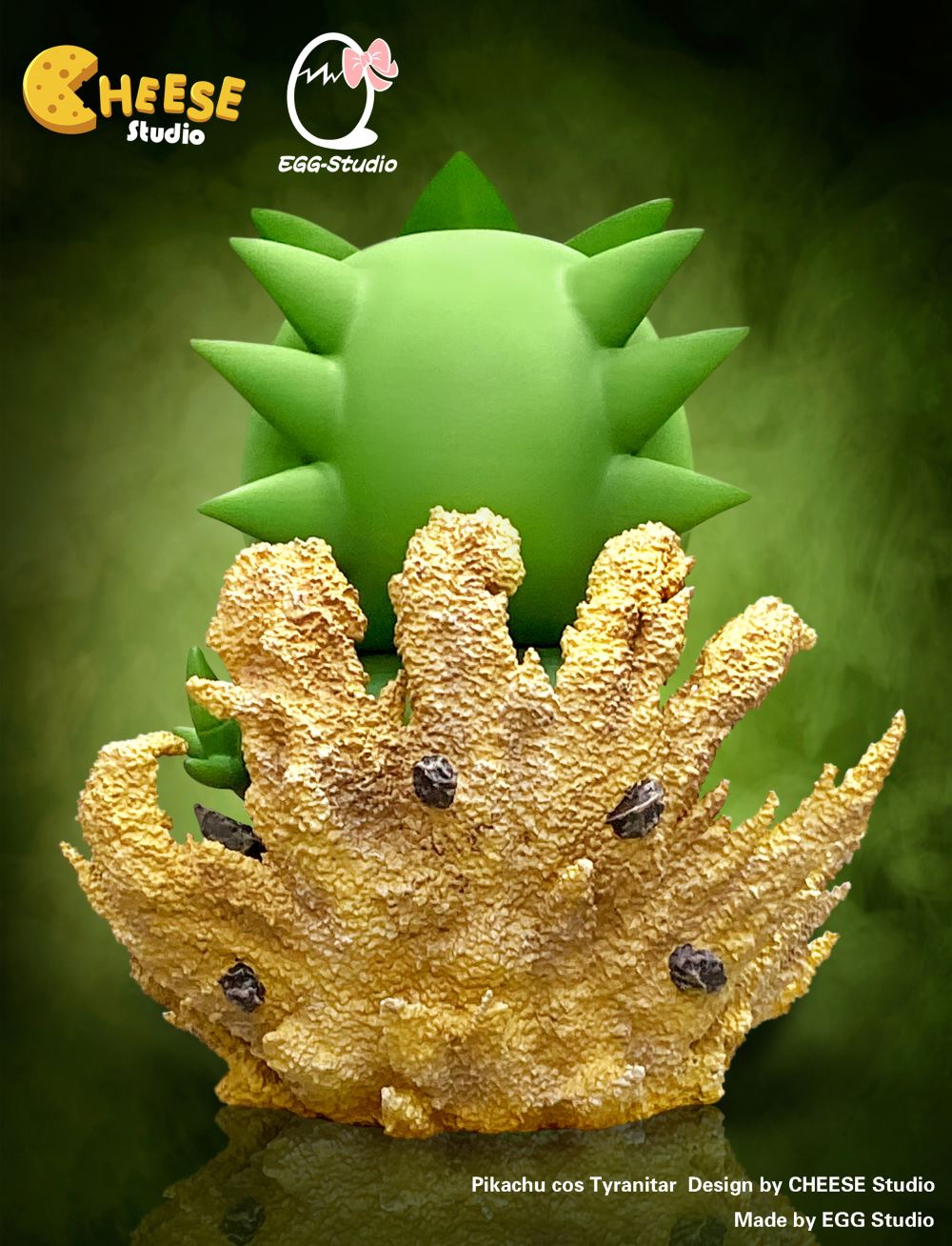 Pikachu cos Tyranitar