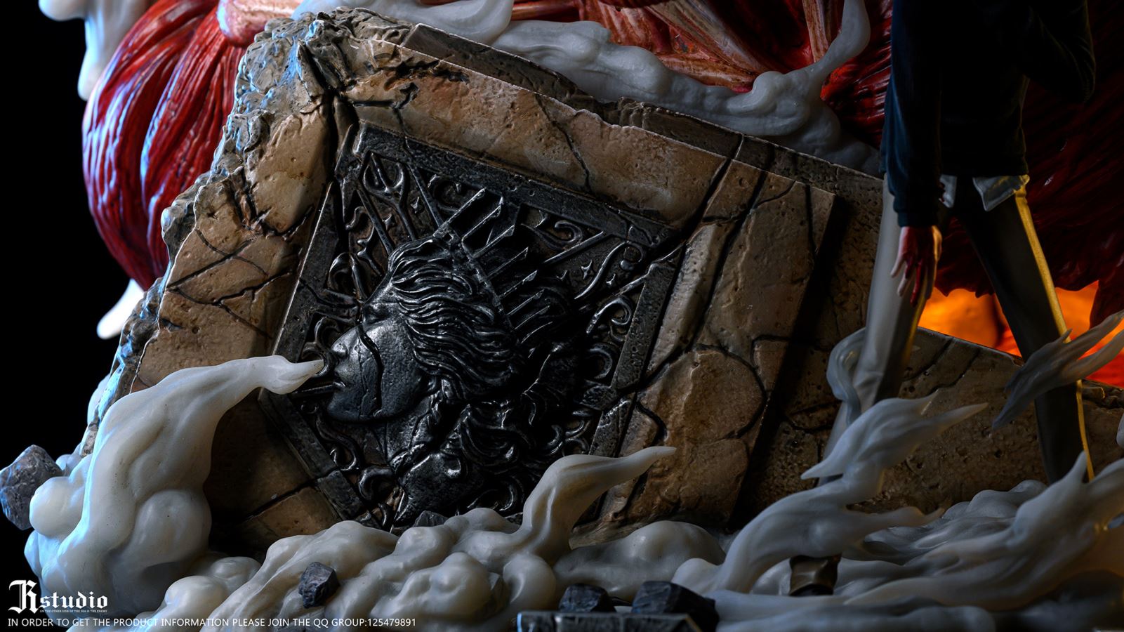 Colossal Titan & Bertholdt Hoover