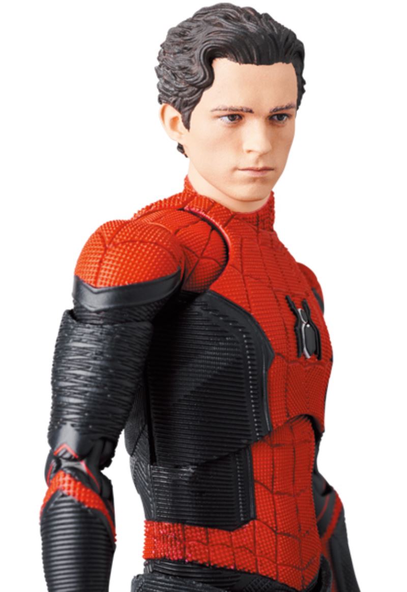 MAFEX SPIDER-MAN UPGRADED SUIT (NO WAY HOME)