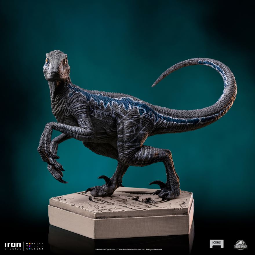 Velociraptor Blue B - Jurassic World