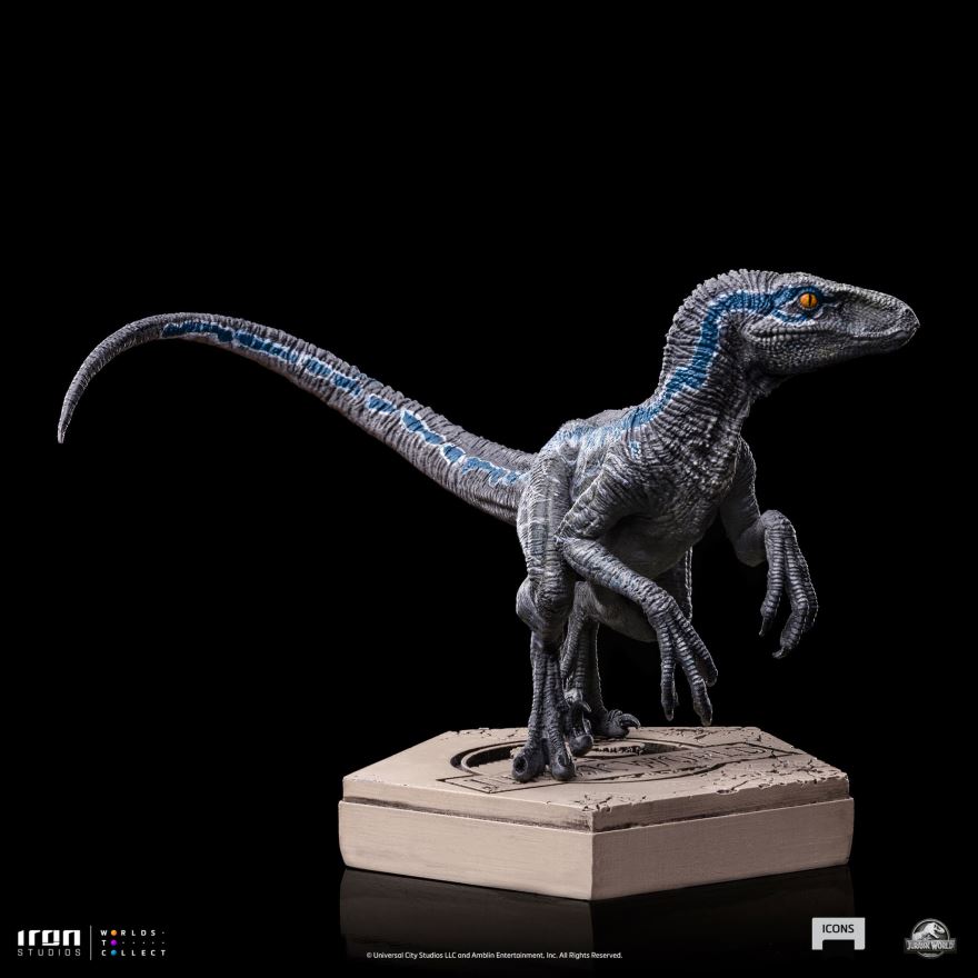 Velociraptor Blue B - Jurassic World