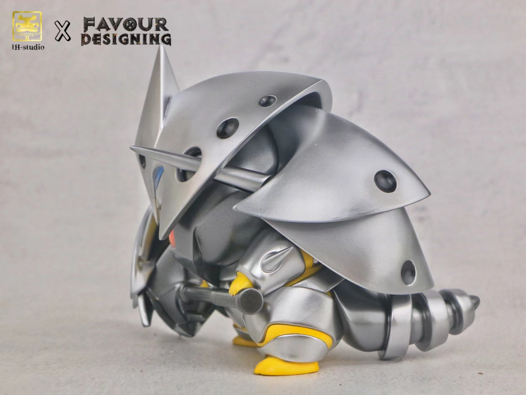 Pikachu cos Mega Aggron - Pokemon