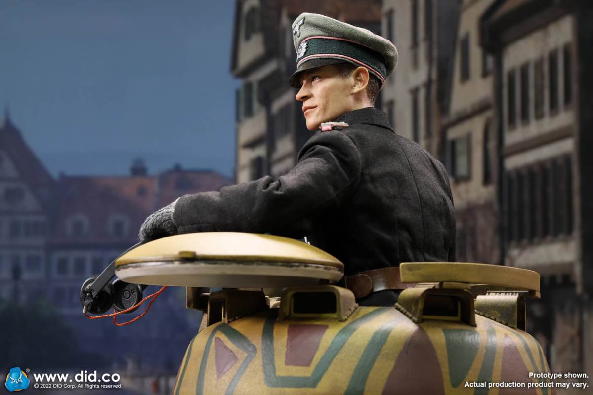 WWII German Armored Commander - Jager 1/6