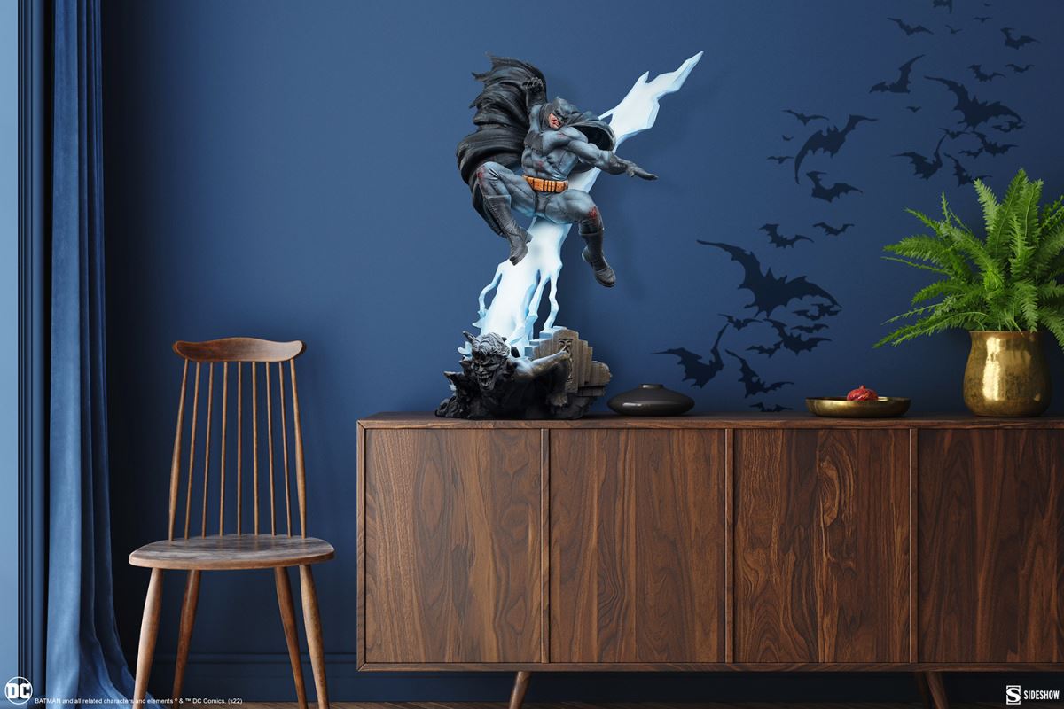 DC Comics - Batman: The Dark Knight Returns