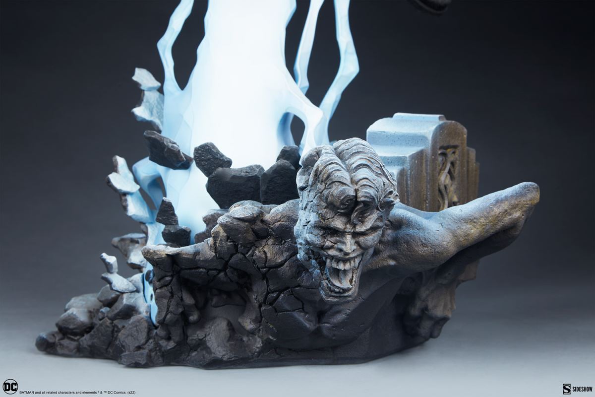 DC Comics - Batman: The Dark Knight Returns