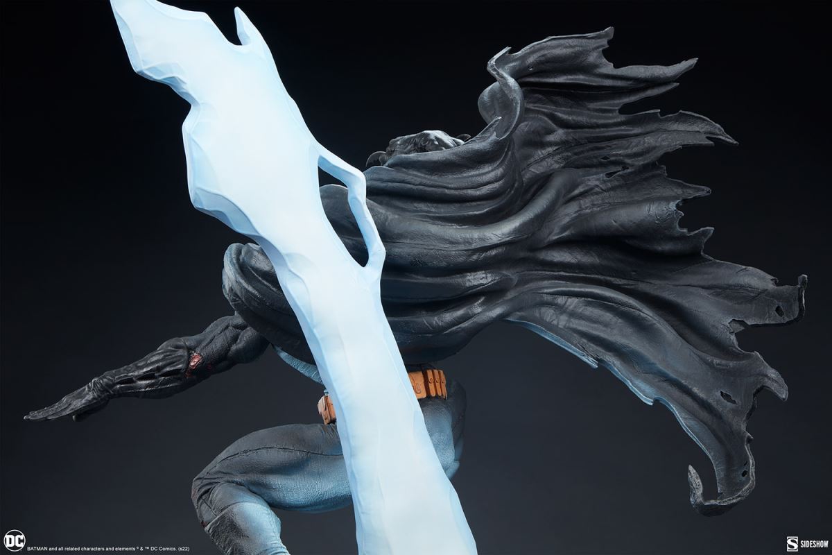 DC Comics - Batman: The Dark Knight Returns