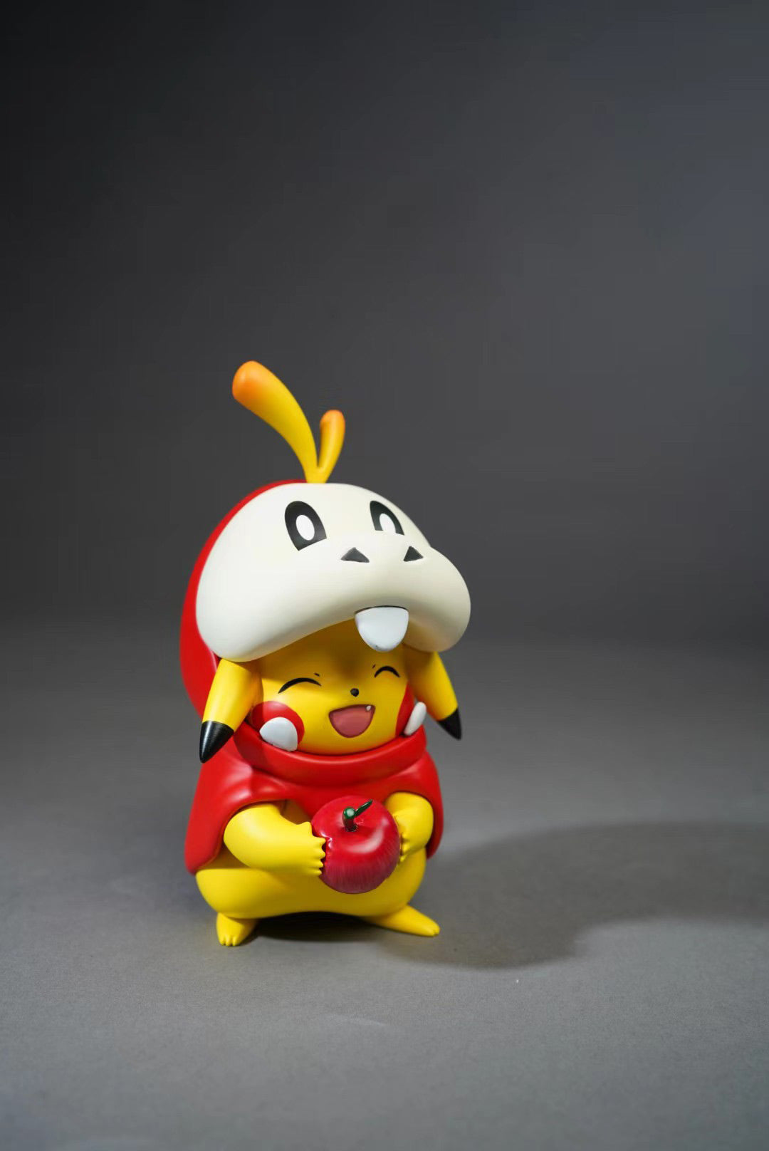 Fuecoco Cosplay Pikachu - Pokemon