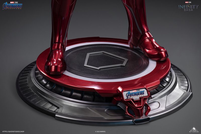 Iron Man Mark 85 Life-Size Statue