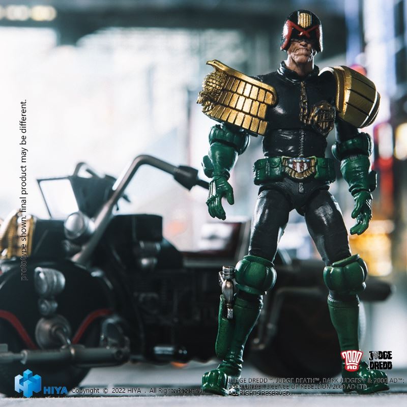 SWAT Judge Dredd and Motorcycle 1/18