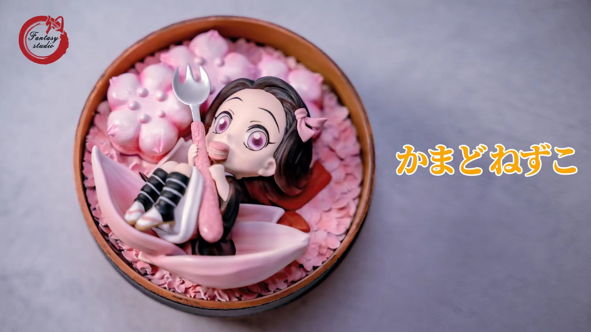 Macaron Sakura Nezuko - Demon Slayer