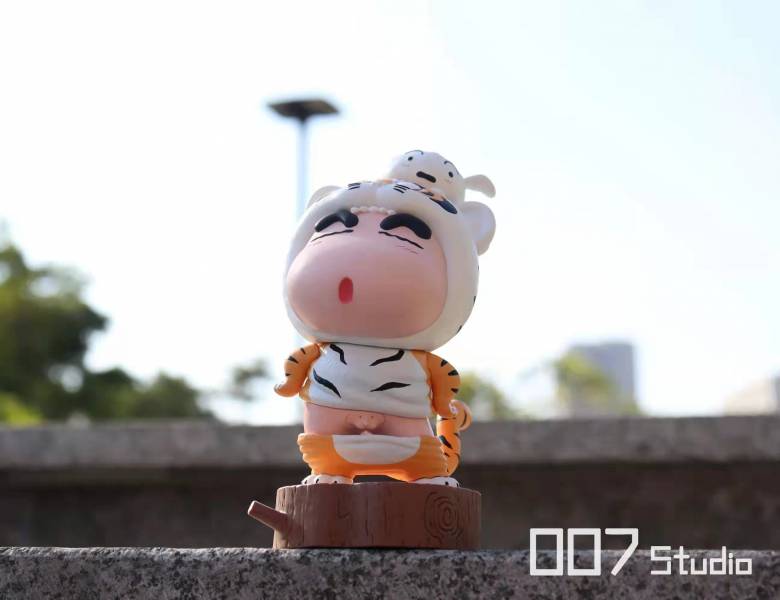 Crayon Shin-chan New Year of the Tiger