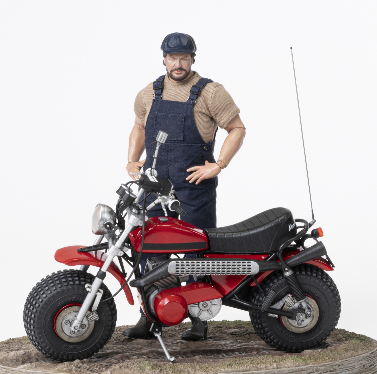 Bud Spencer with the Tuareg Motorcycle - Altrimenti ci Arrabbiamo