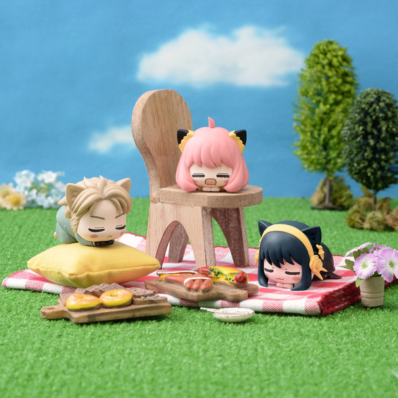 SPY×FAMILY Nap Cat Moa Plus Minifigure
