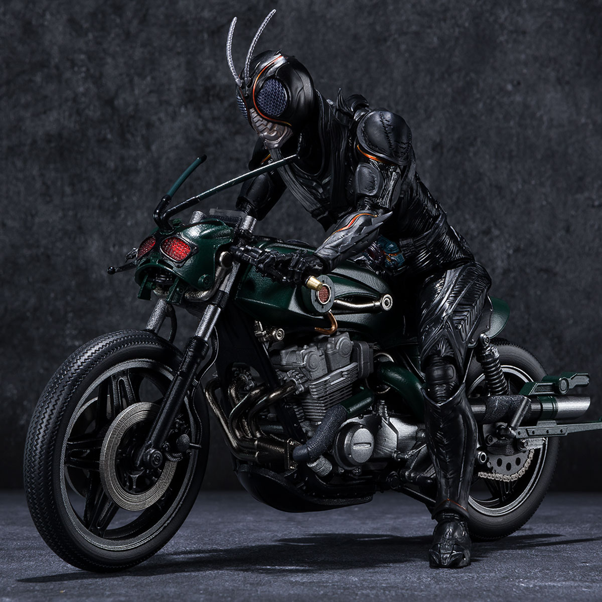 SHFiguarts Battle Hopper (Kamen Rider BLACK SUN)