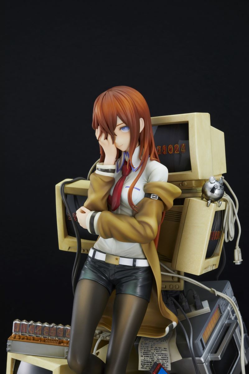 Steins;Gate - Kurisu Makise ~Reading Steiner~ 1/7