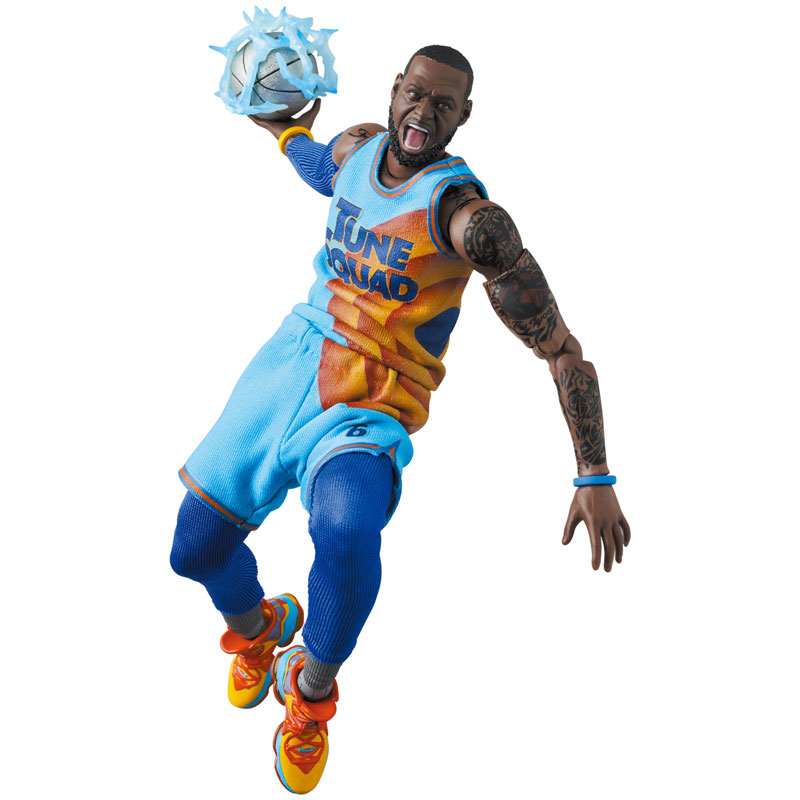 MAFEX No.197 MAFEX LeBron James SPACE JAM: A NEW LEGACY Ver