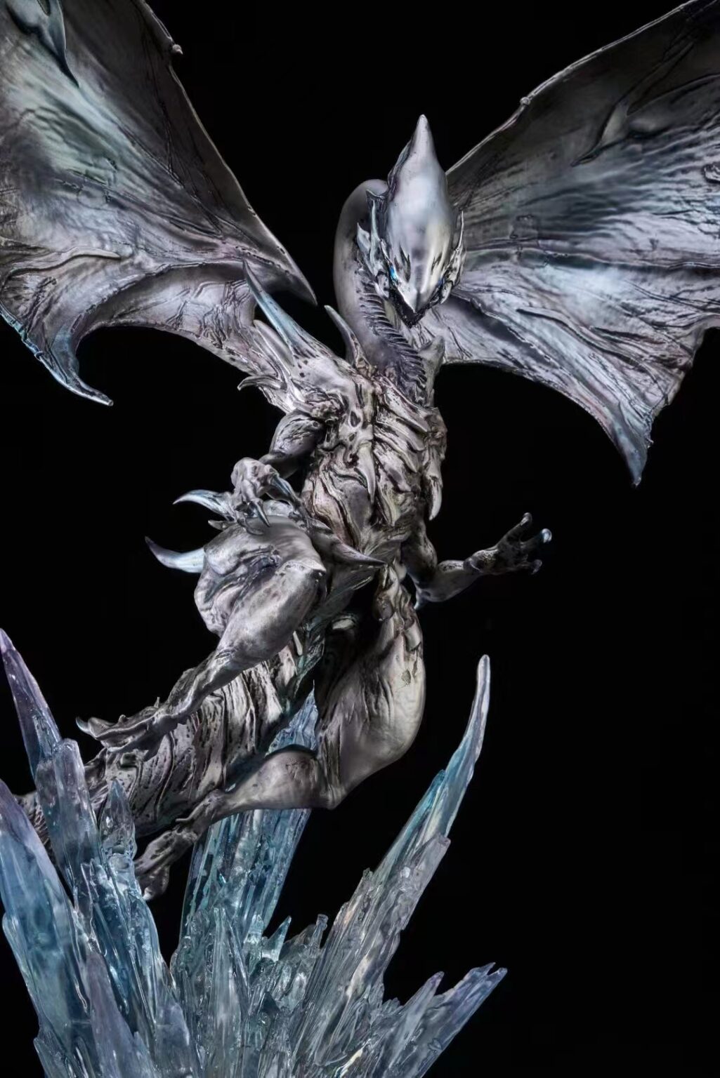 Blue Eyes White Dragon