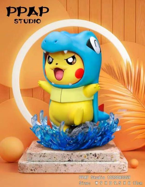 Cross-dressing Pikachu Saw Crocodile