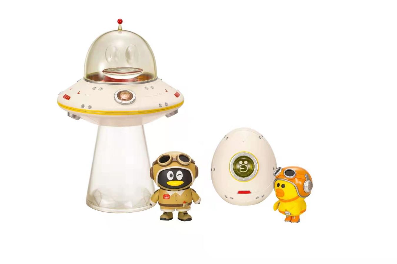 QQ and Sally *Spaceship and EGG spaceship