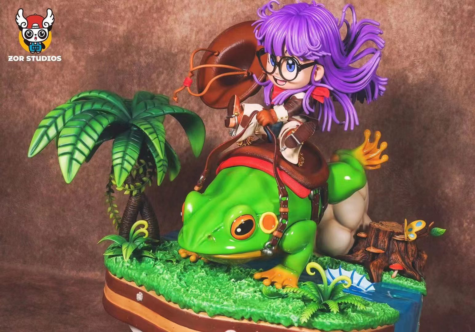 Giant Frog Arale