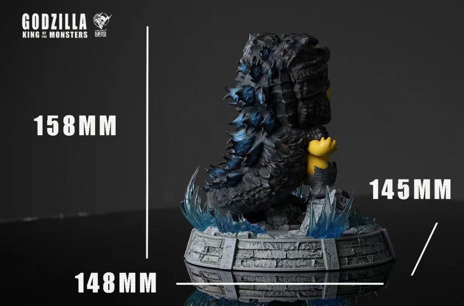 Pikachu cos Godzilla