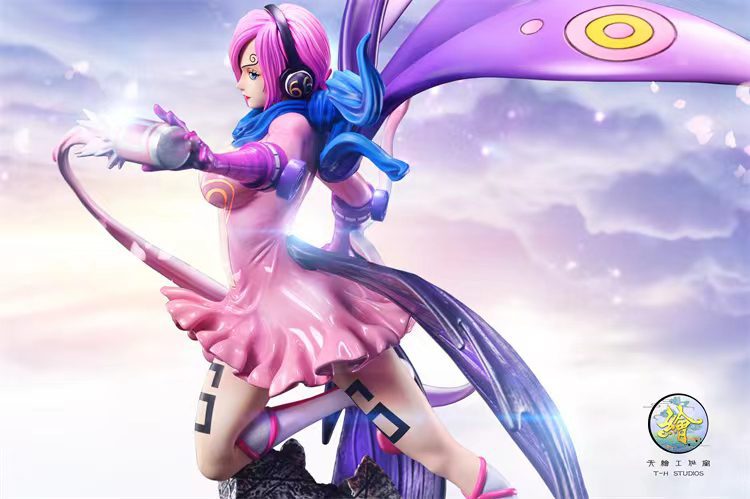 Vinsmoke Reiju - One Piece